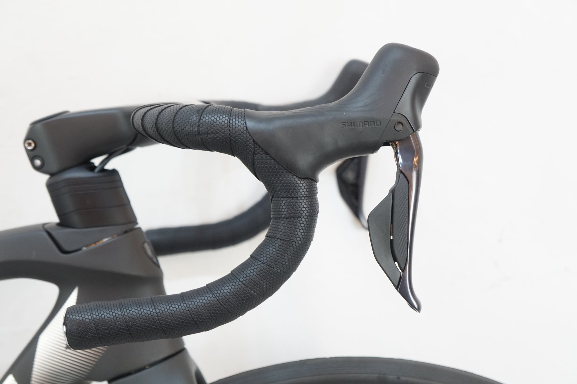 TREK 「トレック」 EMONDA SLR 7 2022年モデル ロードバイク
