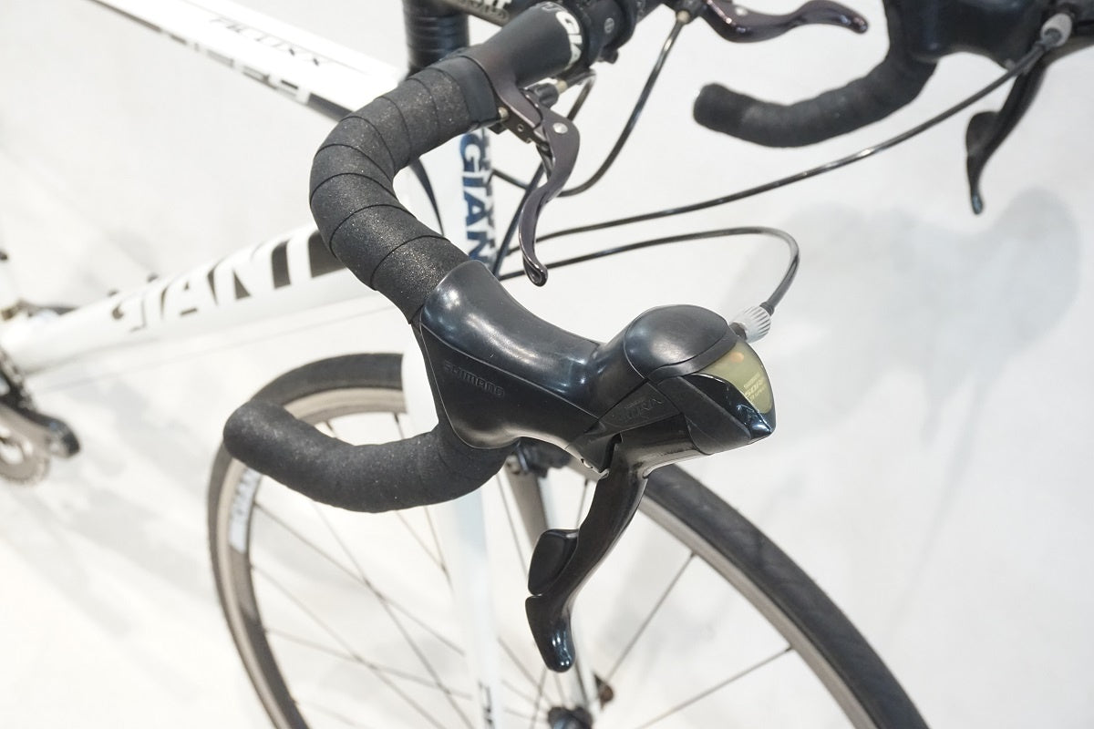 GIANT 「ジャイアント」 DEFY 3 2013年モデル ロードバイク / 横浜戸塚店
