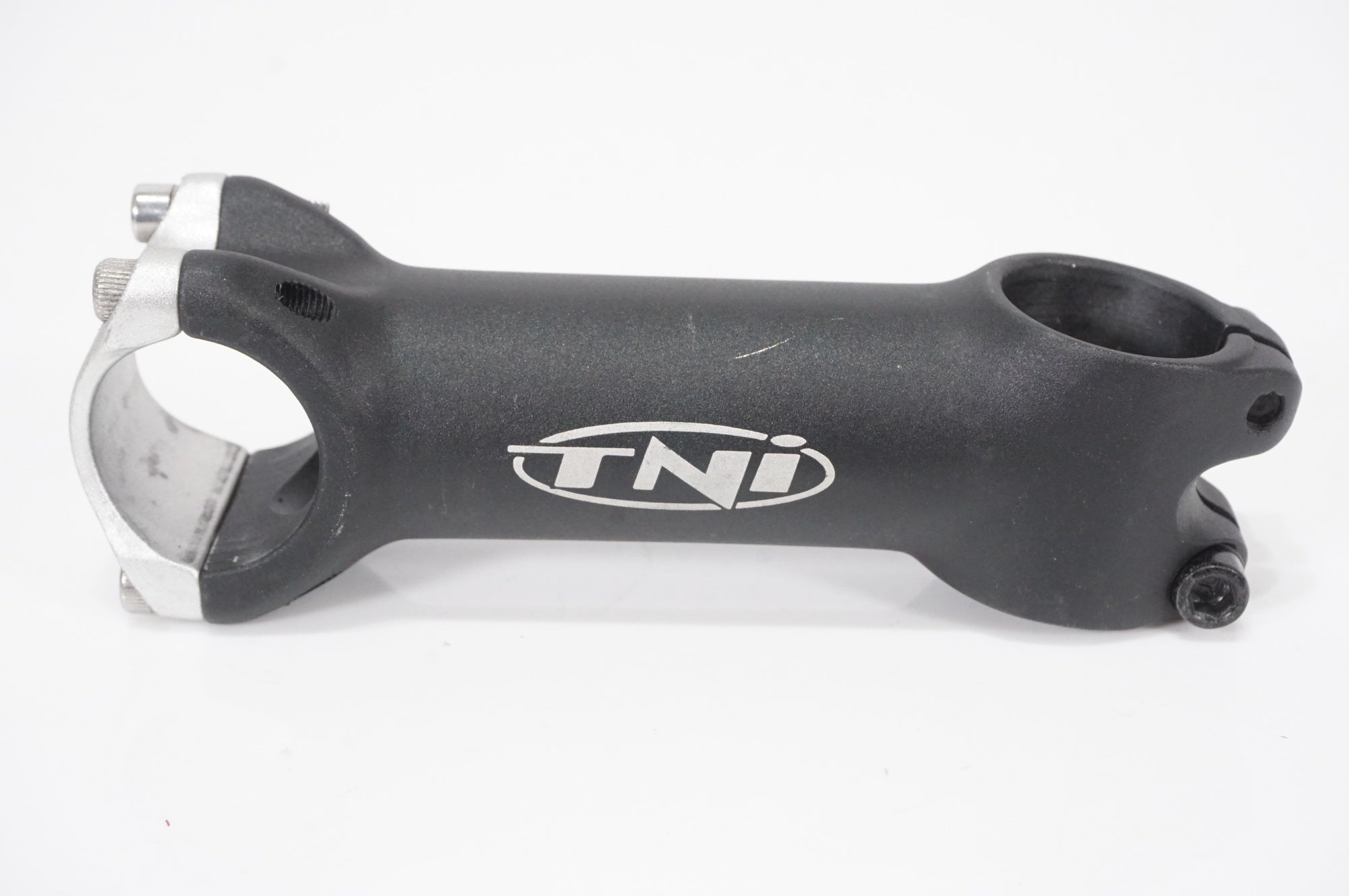 TNI 「ティーエヌアイ」 φ31.8 約110mm ステム / AKIBA店