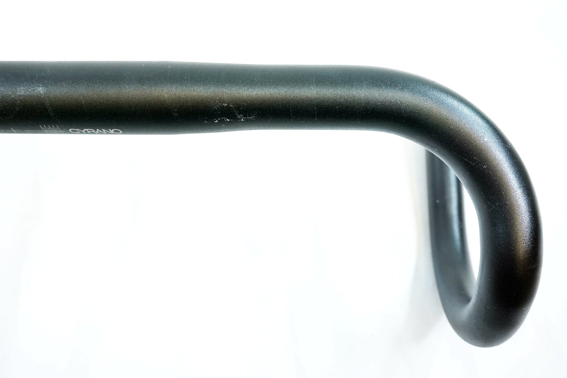 FIZIK 「フィジーク」 CYRANO Φ31.8 420mm ハンドル / 有明ガーデン店