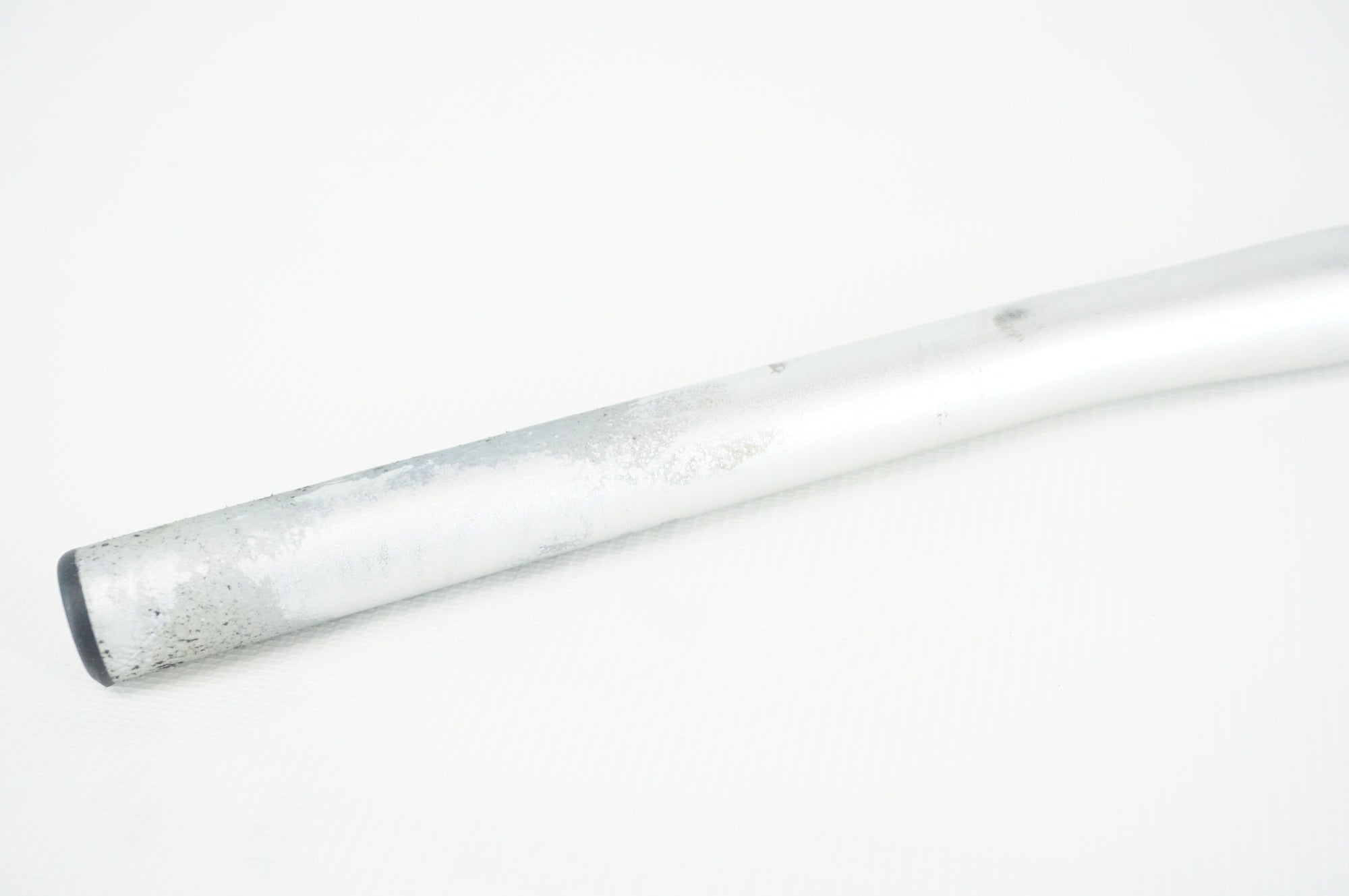 ブランド不明 Φ25.4 520mm ハンドルバー / 阪急塚口店