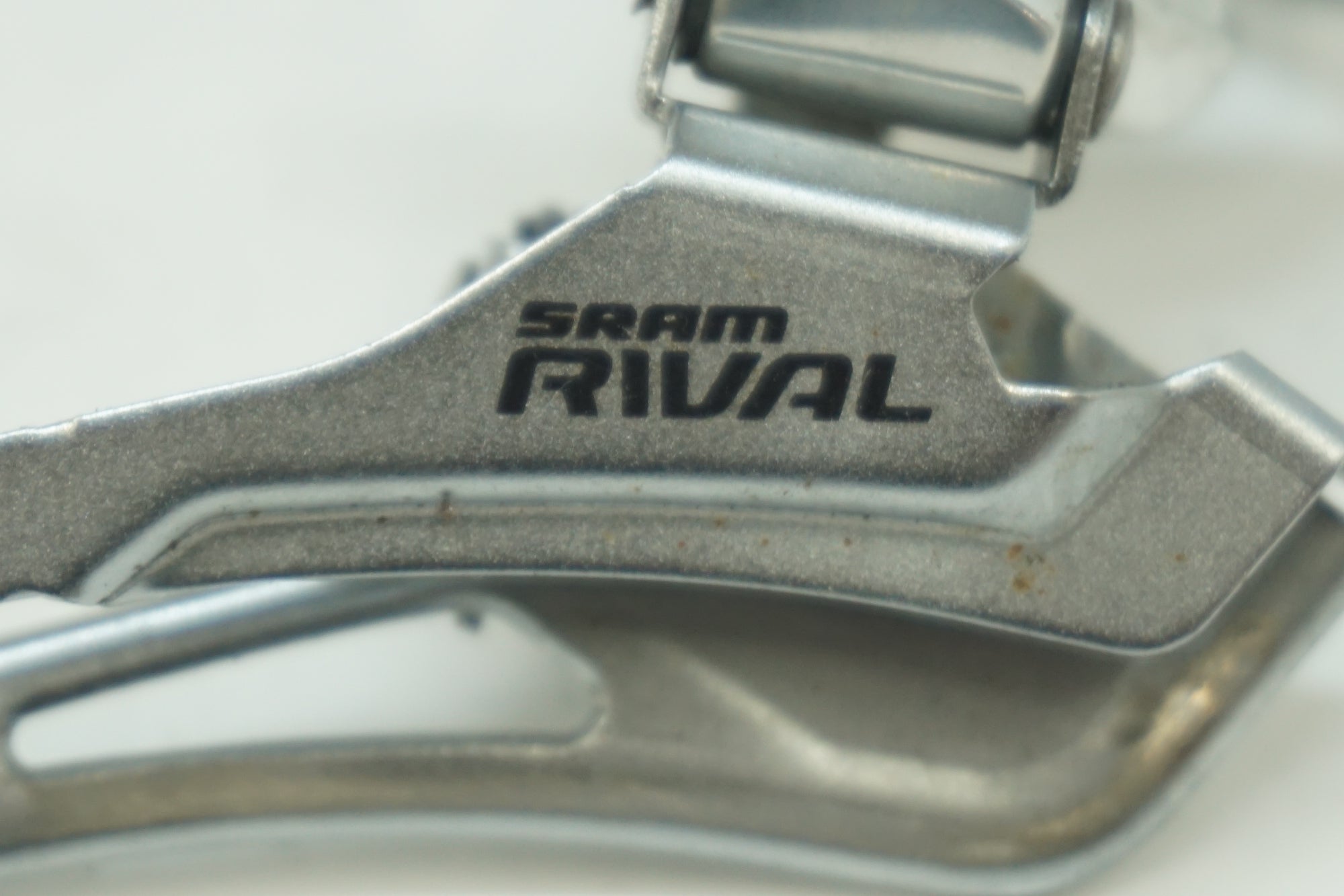 SRAM 「スラム」 RIVAL 10s フロントディレイラー / 大阪美原北