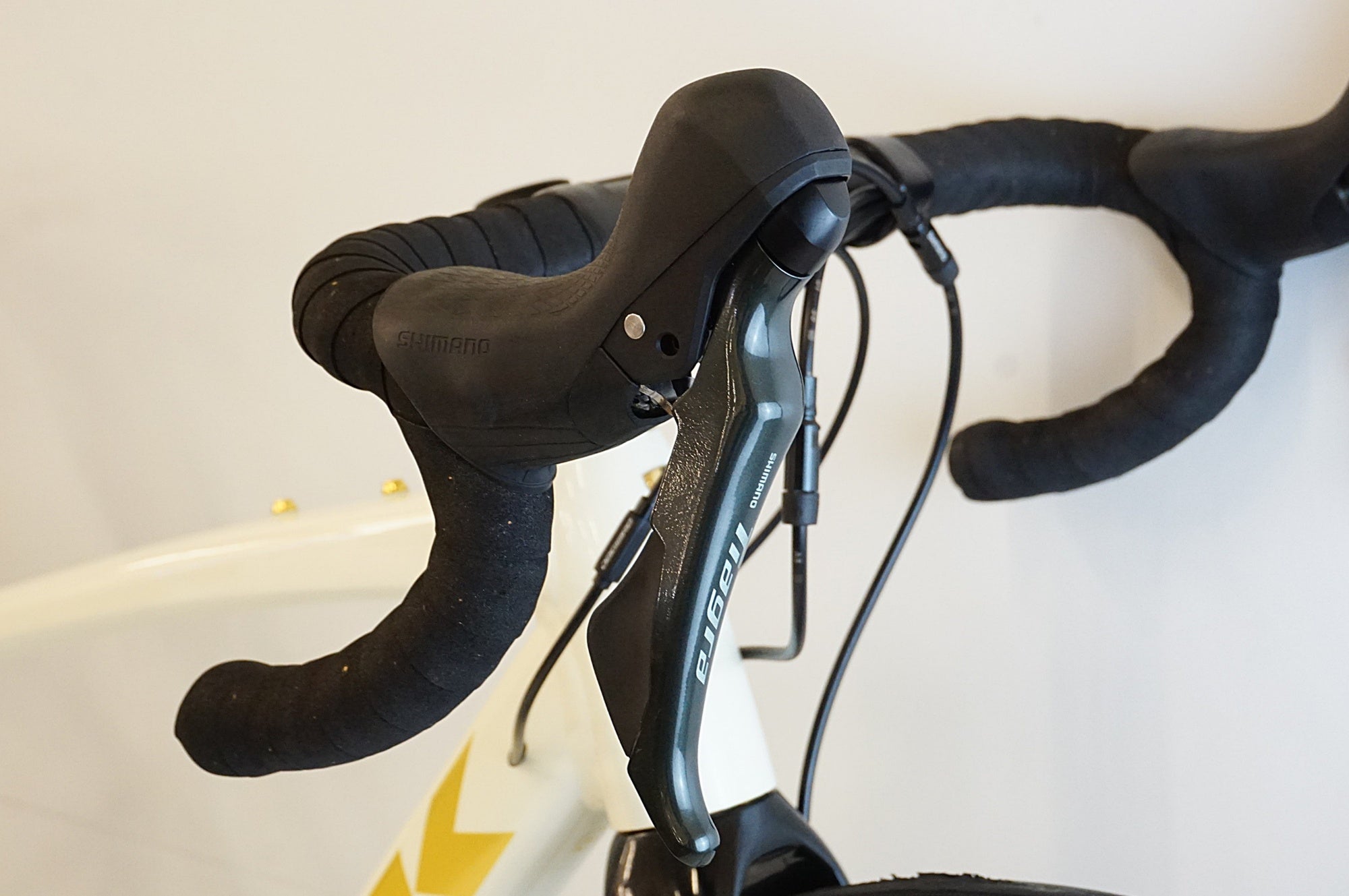 TREK 「トレック」 DOMANE AL4 GEN3 2021-2023年モデル ロードバイク