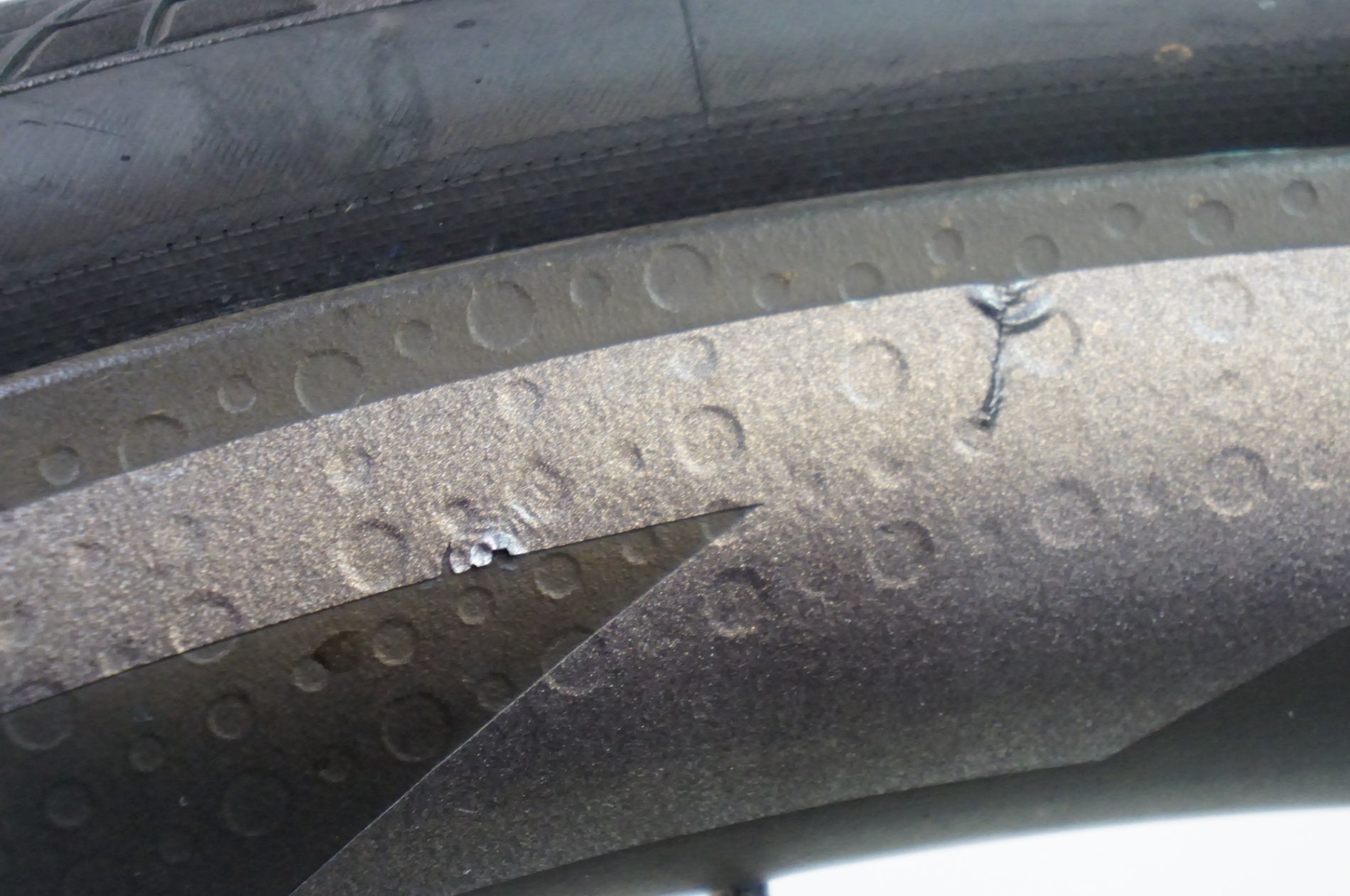 ジャンク ZIPP 「ジップ」 303 FIRECREST DISC フロントホイール / 熊谷本店