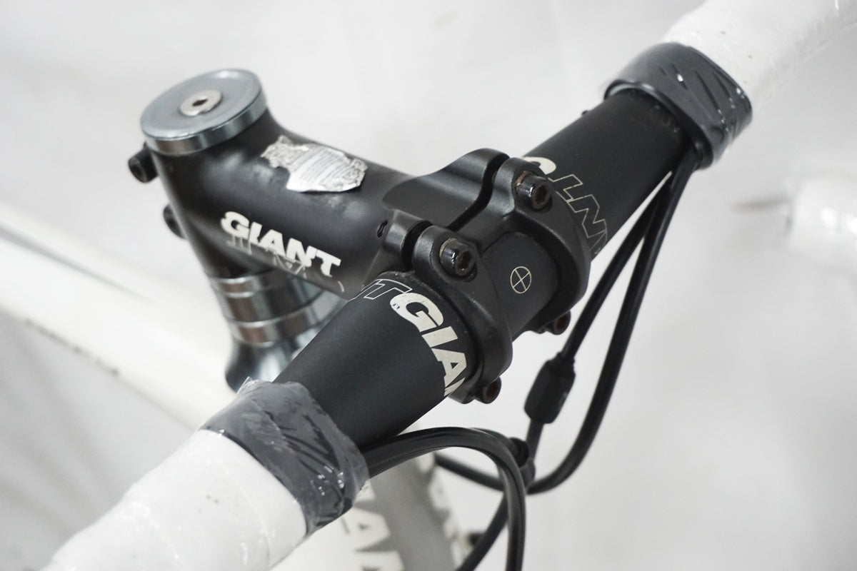 GIANT 「ジャイアント」 DEFY3 2011年モデル ロードバイク / 奈良店