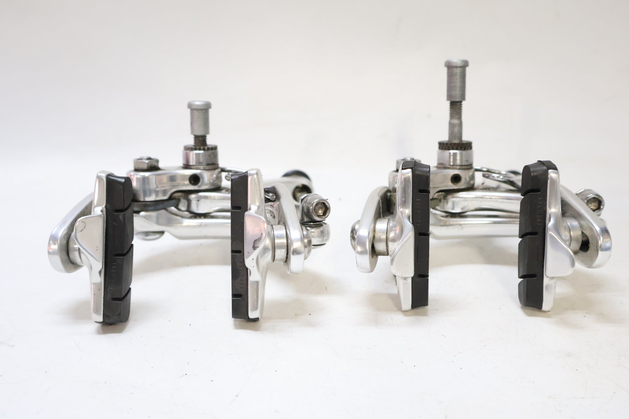 美品CAMPAGNOLO VELOCE F&Rキャリパーブレーキセット CAMPAGNOLO 「カンパニョーロ」 CHORUS キャリパーブレーキセット