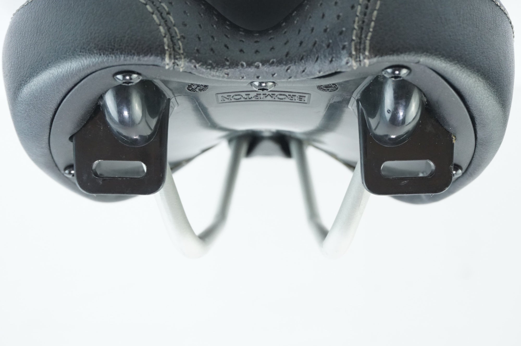 BROMPTON 「ブロンプトン」 純正 サドル / 中目黒店