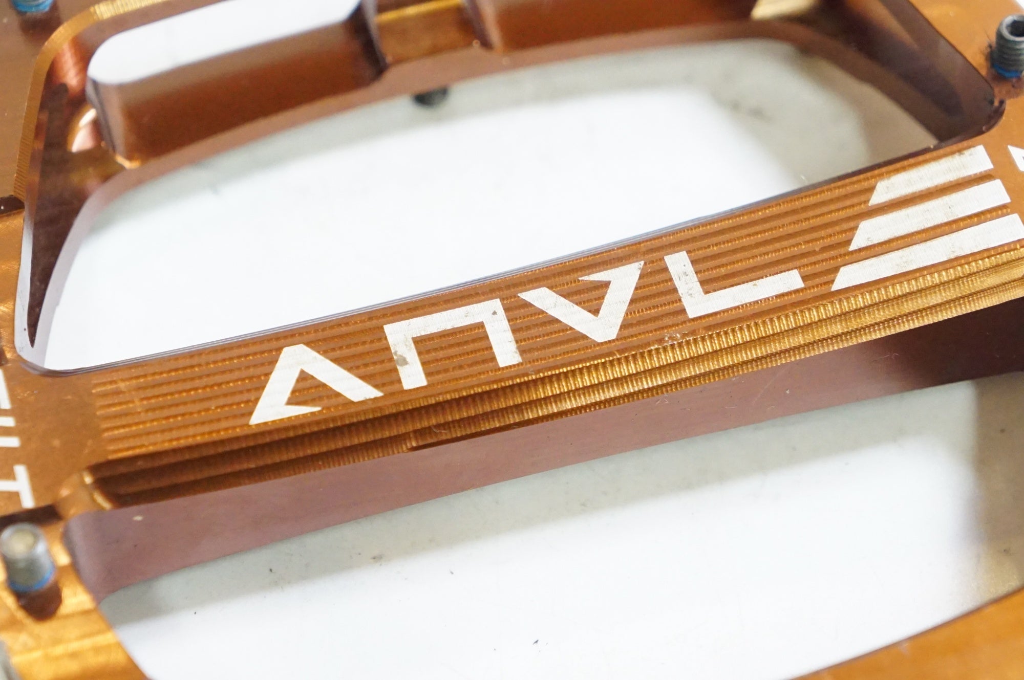 ANVL COMPONENTS 「アンビル コンポーネンツ」 TILT V3 ALUMINUM