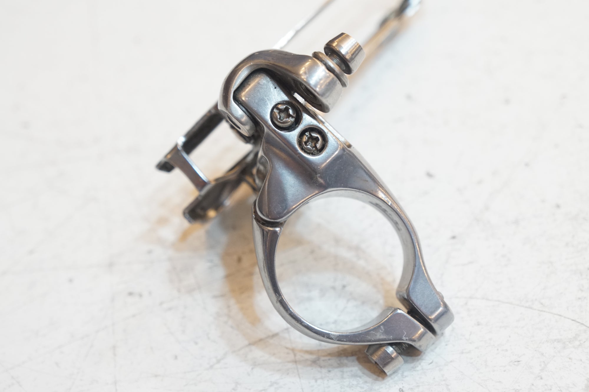 SHIMANO 「シマノ」 105 FD-5600 フロントディレイラー / バイチャリ浦和ベース
