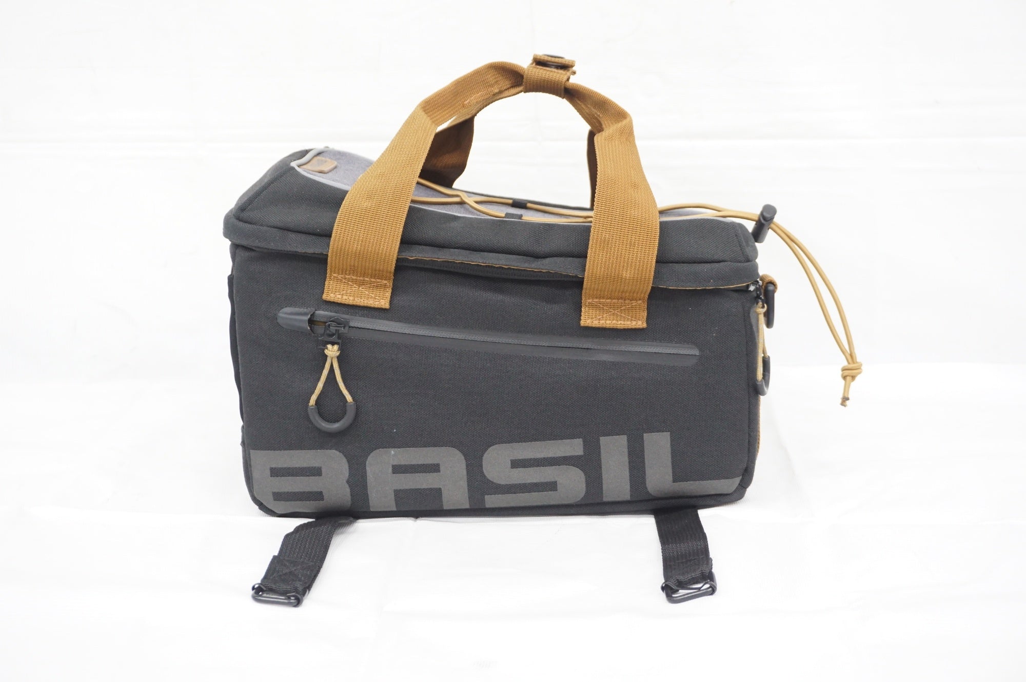 BASIL 「バジル」 MILES TRUNKBAG キャリアバッグ / 阪急塚口店