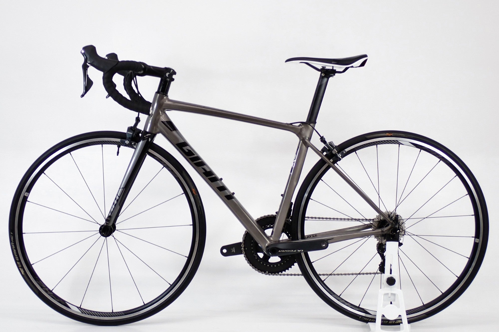 Giant TCR SLR1 ロードバイクフレーム TCR SLR 1がアツい！ ｜ ジャイアントストア川越