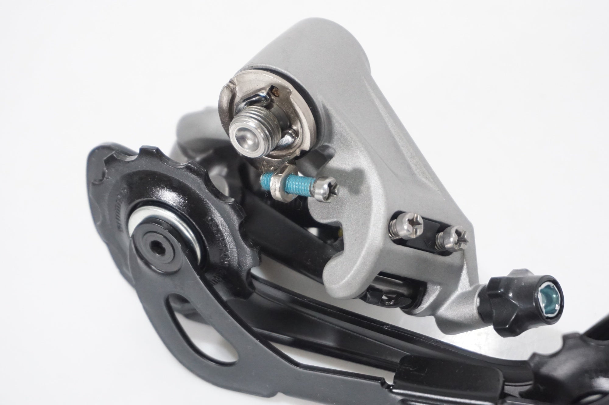 SHIMANO 「シマノ」 ALVIO RD-T4000 リアディレイラー / AKIBA店