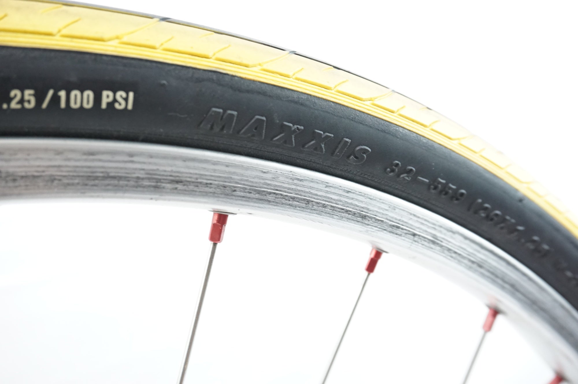 SHIMANO 「シマノ」 XTR FH-M950 / ARAYA TM-840F シマノ8-10速 リア
