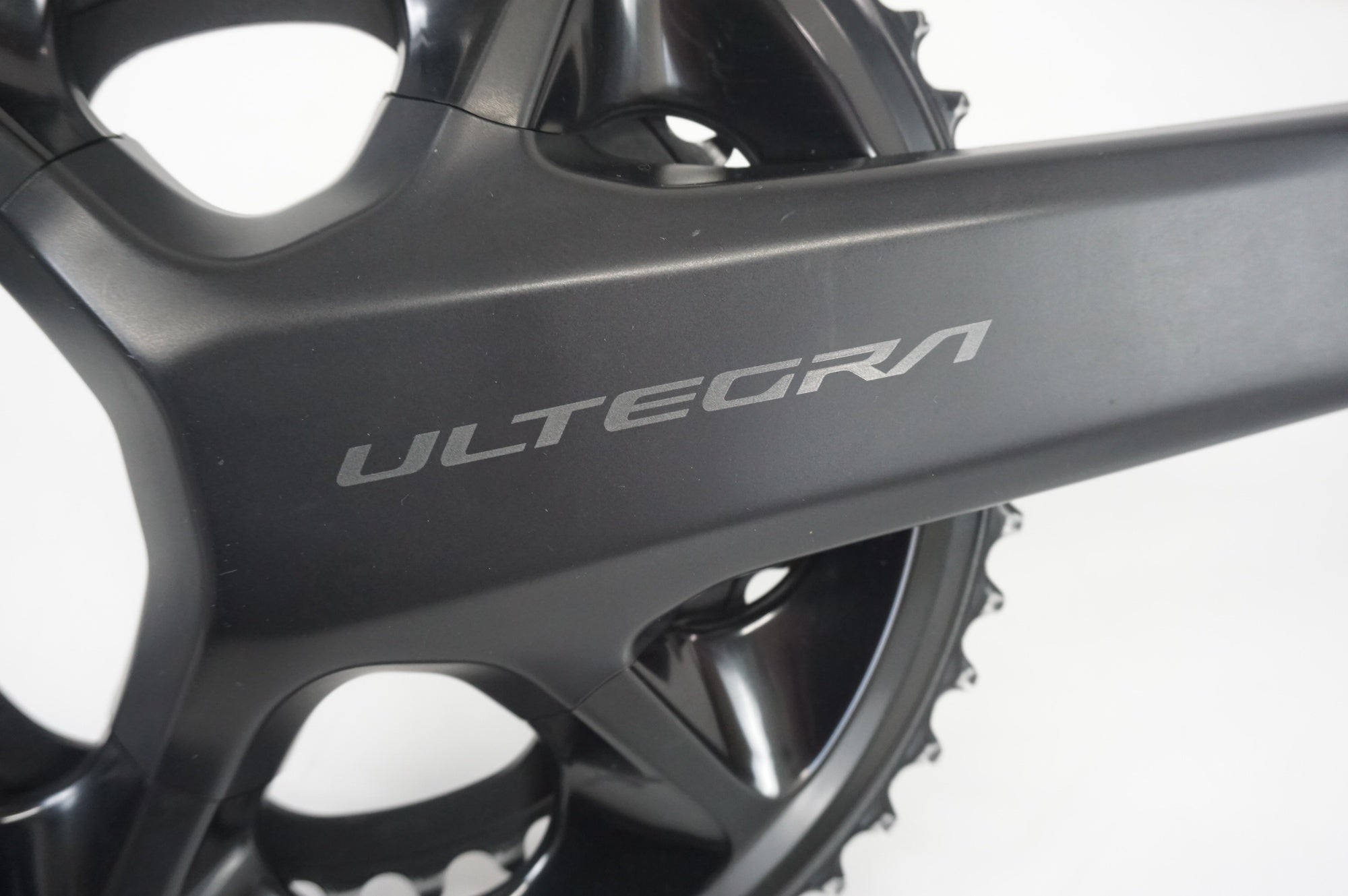 SHIMANO 「シマノ」 ULTEGRA FC-R8100 50-34T クランクセット