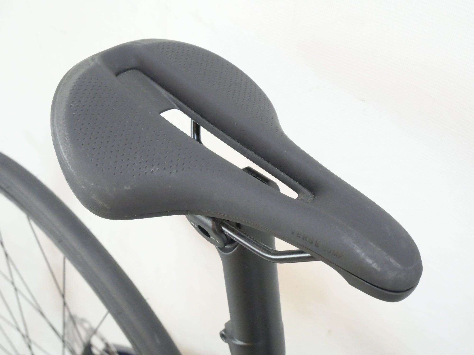 TREK 「トレック」 EMONDA SL5 2024年モデル ロードバイク / バイチャリ浦和ベース
