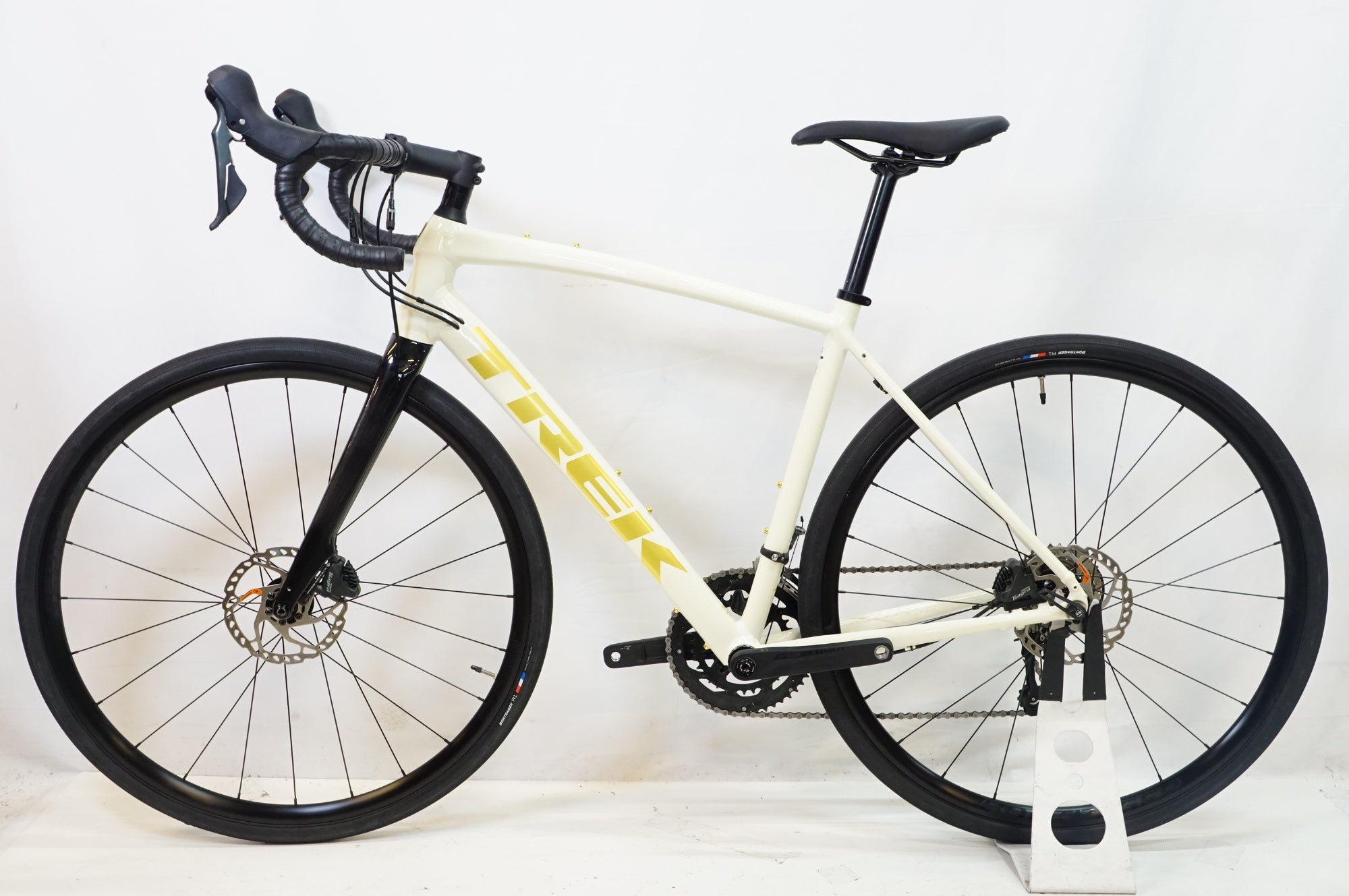 TREK 「トレック」 DOMANE AL4 GEN3 2023年モデル ロードバイク