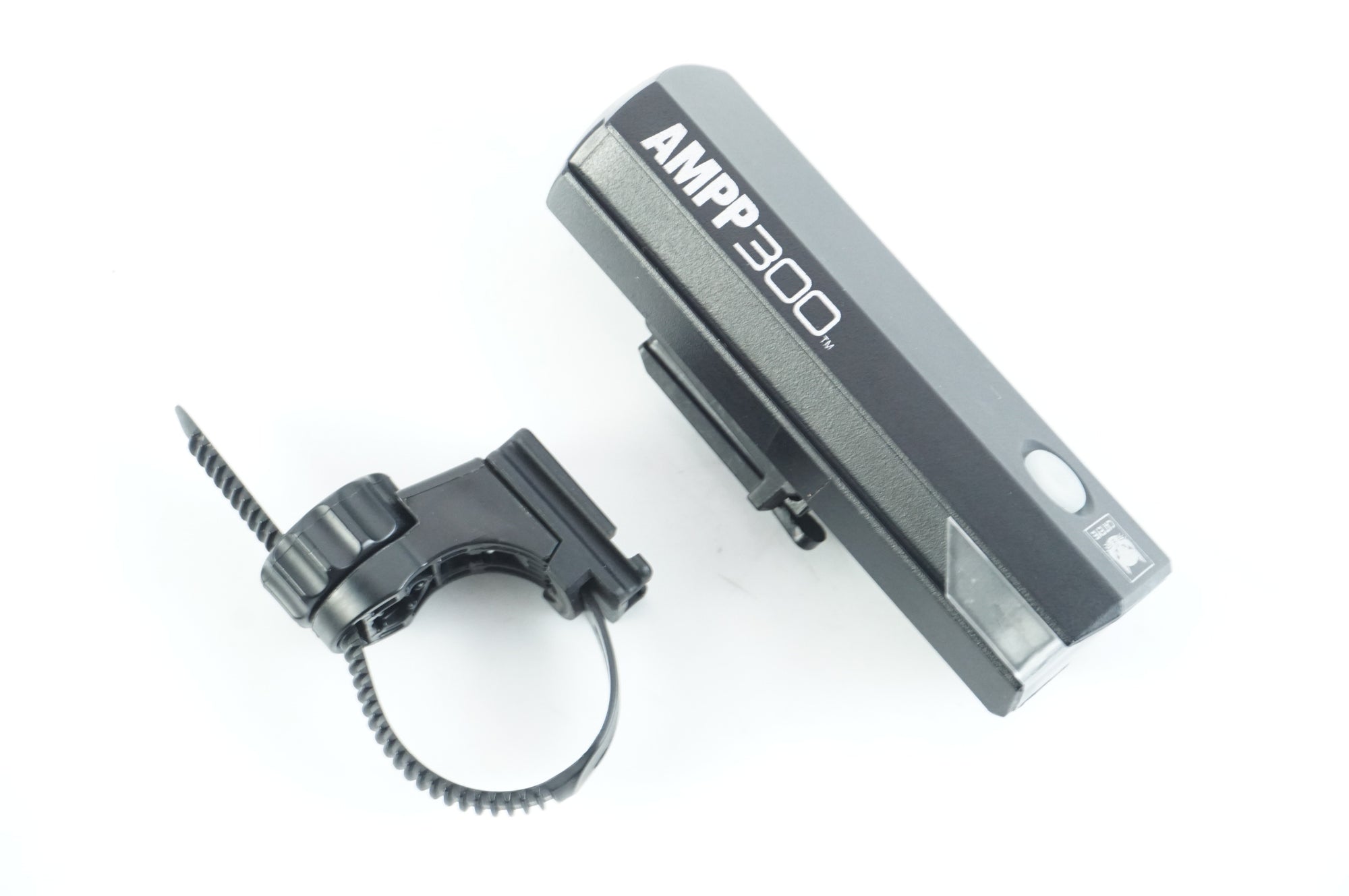 CATEYE 「キャットアイ」 AMPP300 フロントライト / 中目黒店