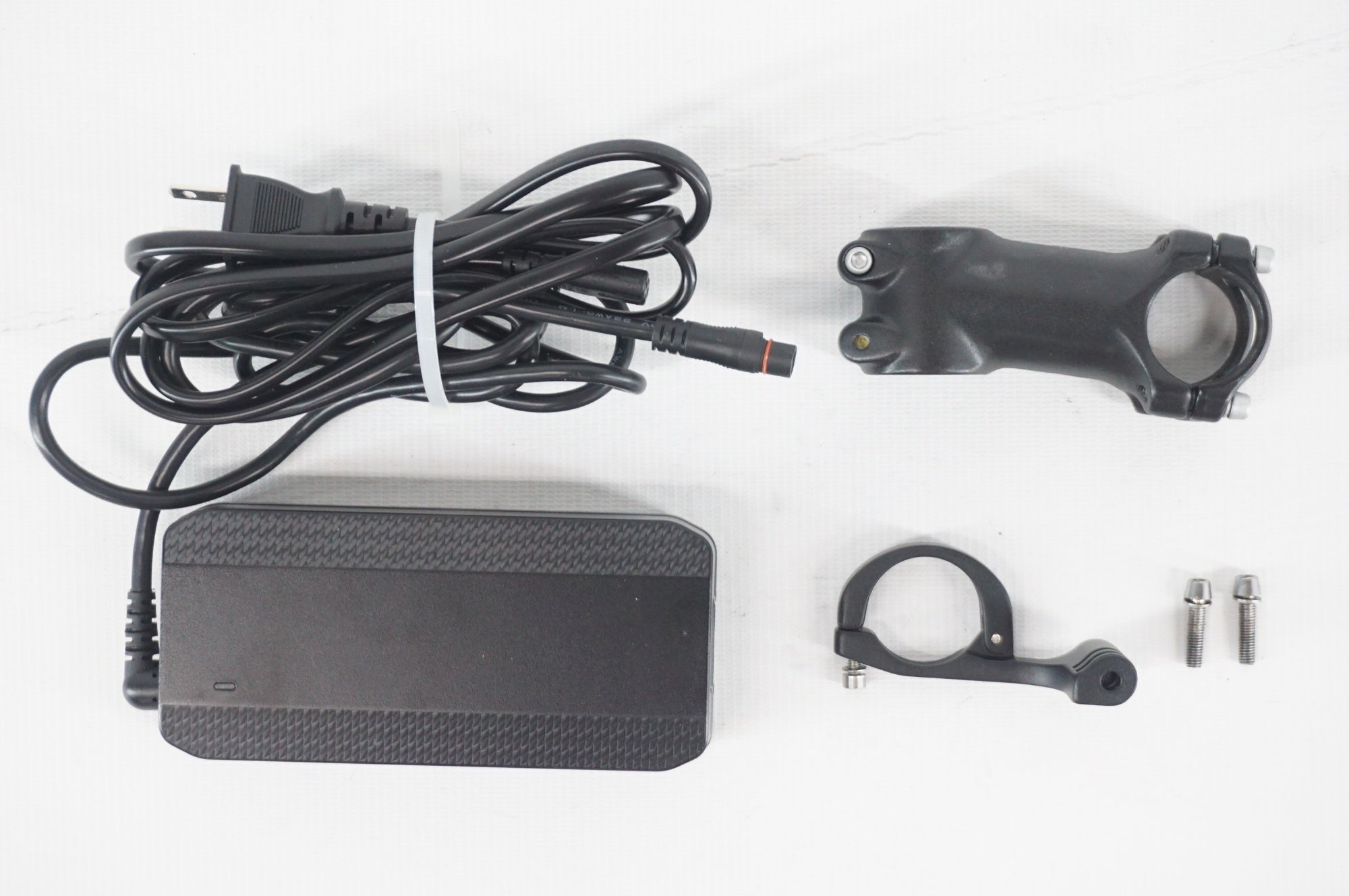 BESV 「ベスビー」 PSA2 2025年モデル E-BIKE / 阪急塚口店