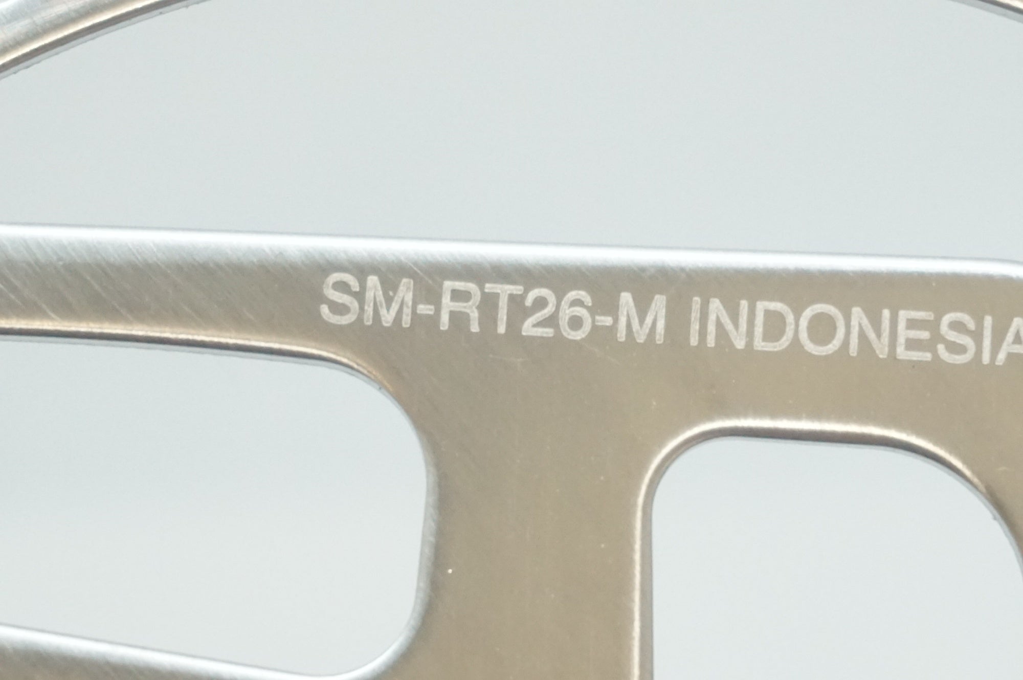 SHIMANO 「シマノ」 SM-RT26-M 180mm ブレーキローターセット / 福岡店