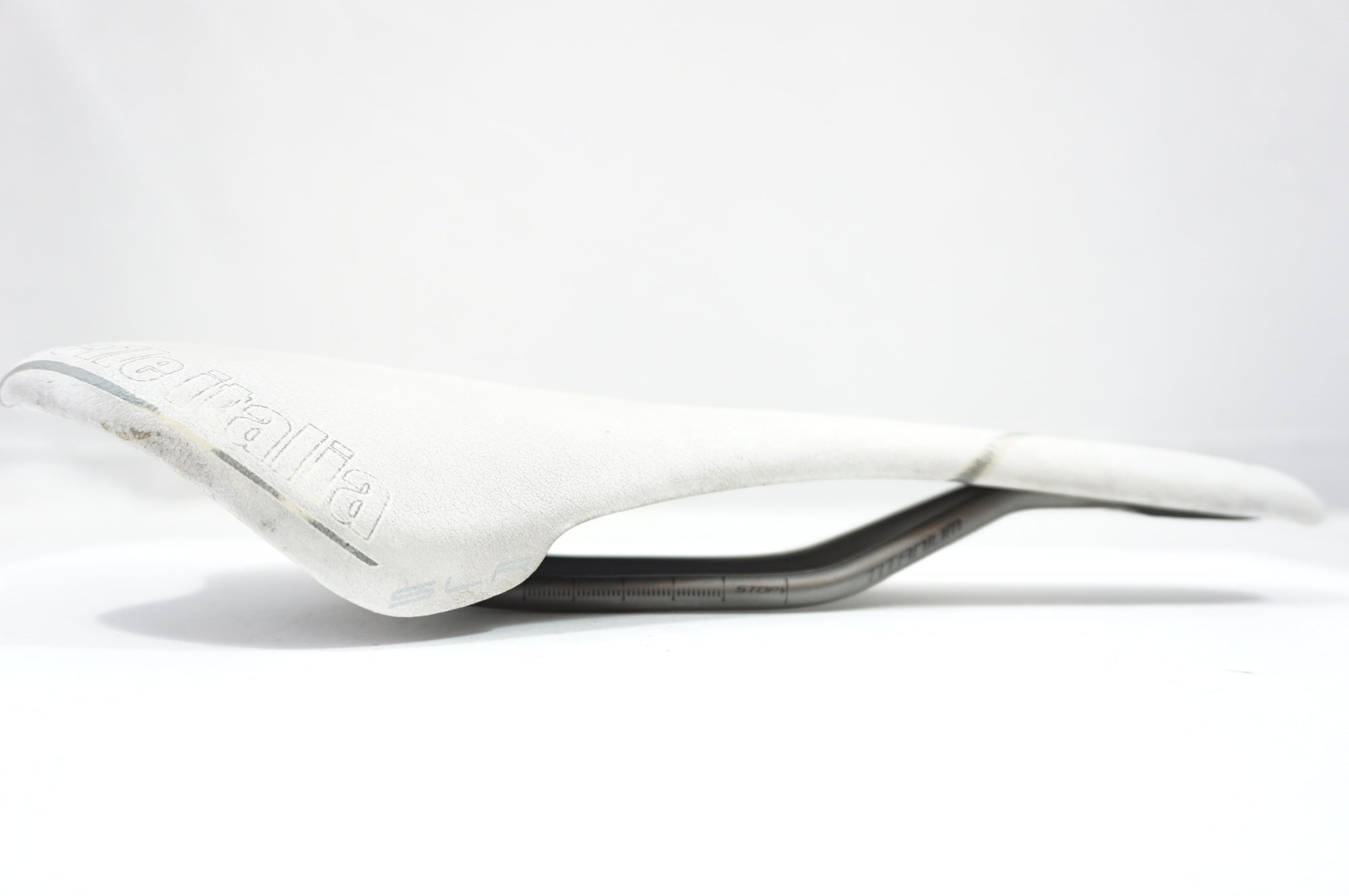 SELLE ITALIA 「セライタリア」 SLR TITANIUM サドル / 世田谷店