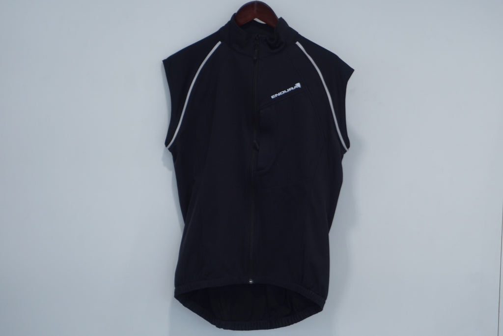 ENDURA エンデュラ 上下セット ジャージサイズXL ビブパンツサイズL ENDURA エンデュラ 上下セット ジャージサイズXL ビブパンツサイズL