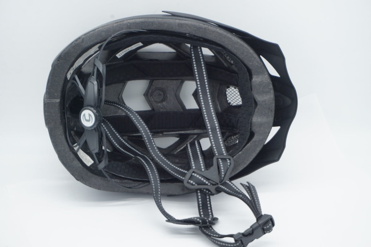 CANNONDALE 「キャノンデール」 QUICK S-M(54-58cm)サイズ ヘルメット / 滋賀大津店