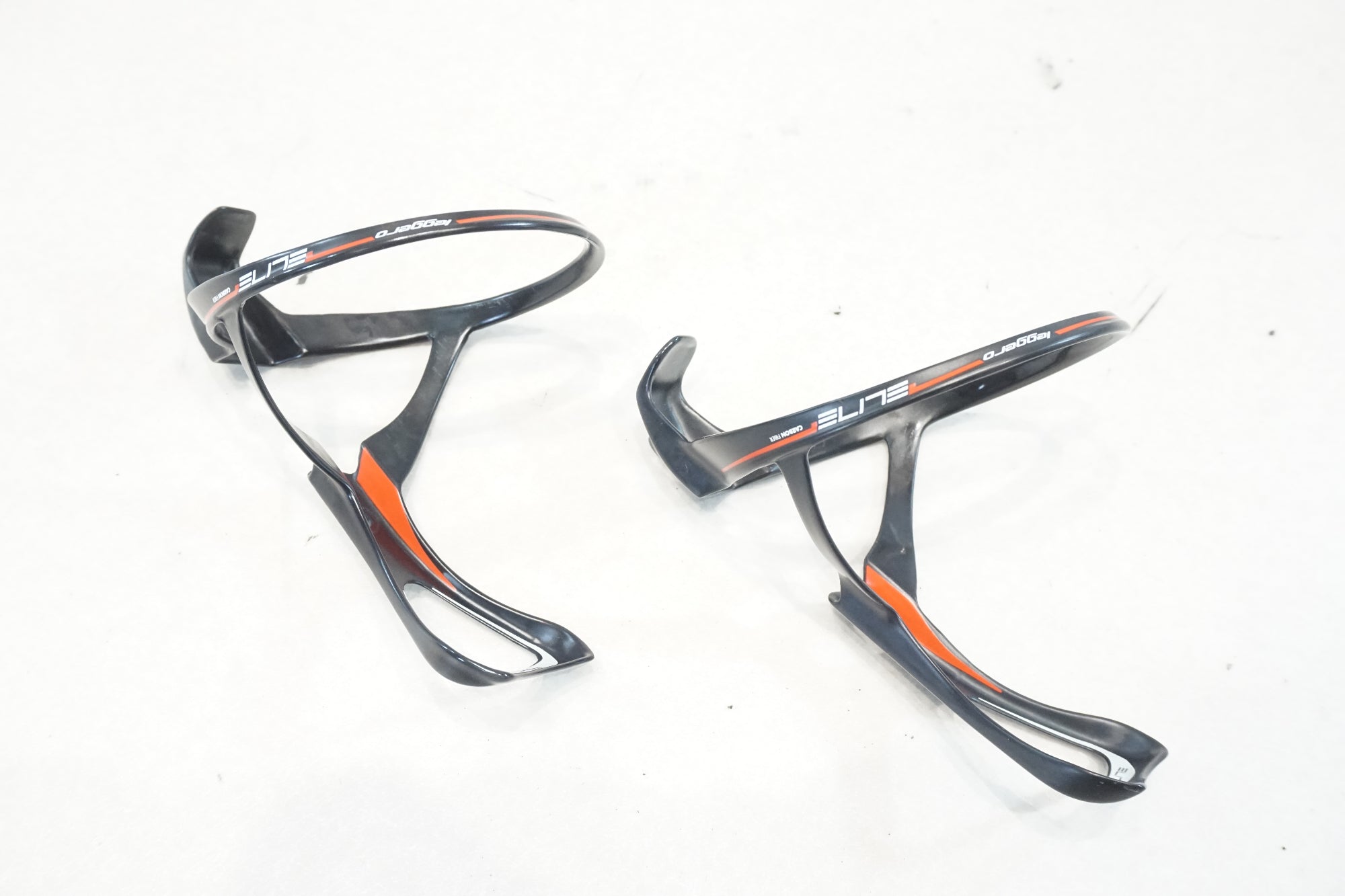 ELITE 「エリート」 LEGGERO カーボン ボトルケージセット / 横浜戸塚店