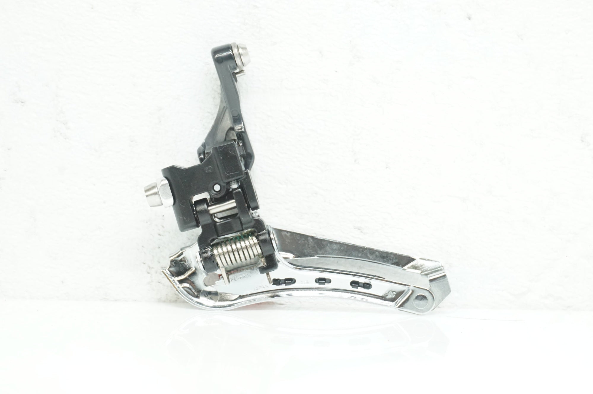 SHIMANO 「シマノ」 ULTEGRA FD-6800 87g フロントディレイラー / 大宮店