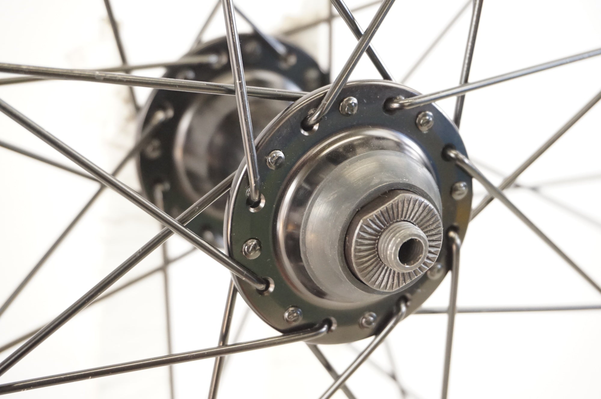 BONTRAGER 「ボントレガー」 PARADIGM シマノ 8-10速 ホイール
