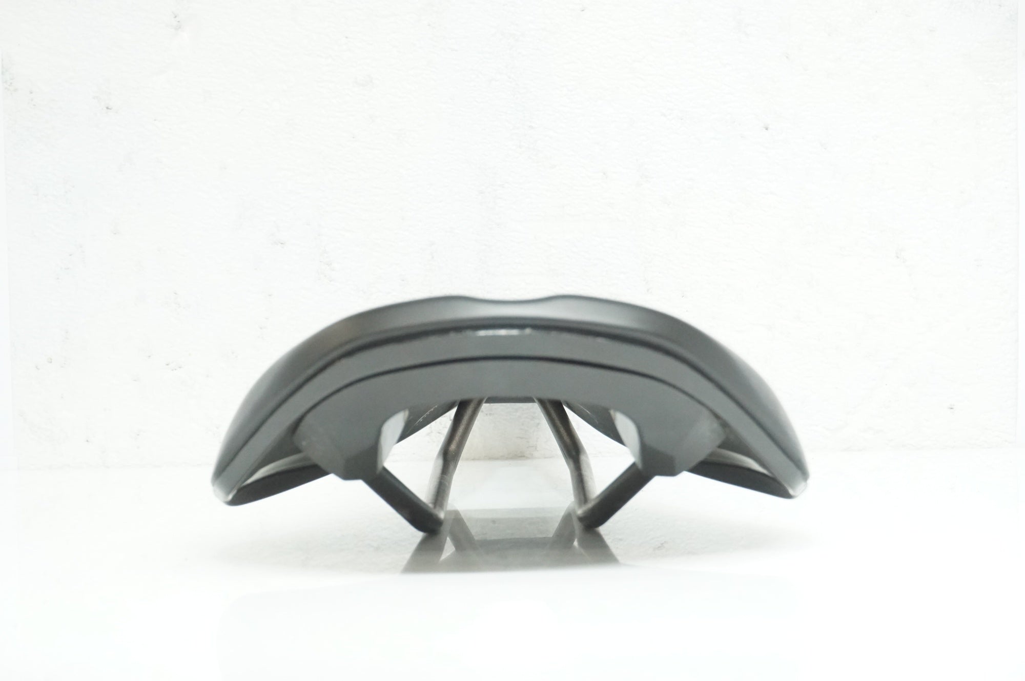 FIZIK 「フィジーク」 ARGO TEMPO R3 KIUM 150mm サドル / 大宮店