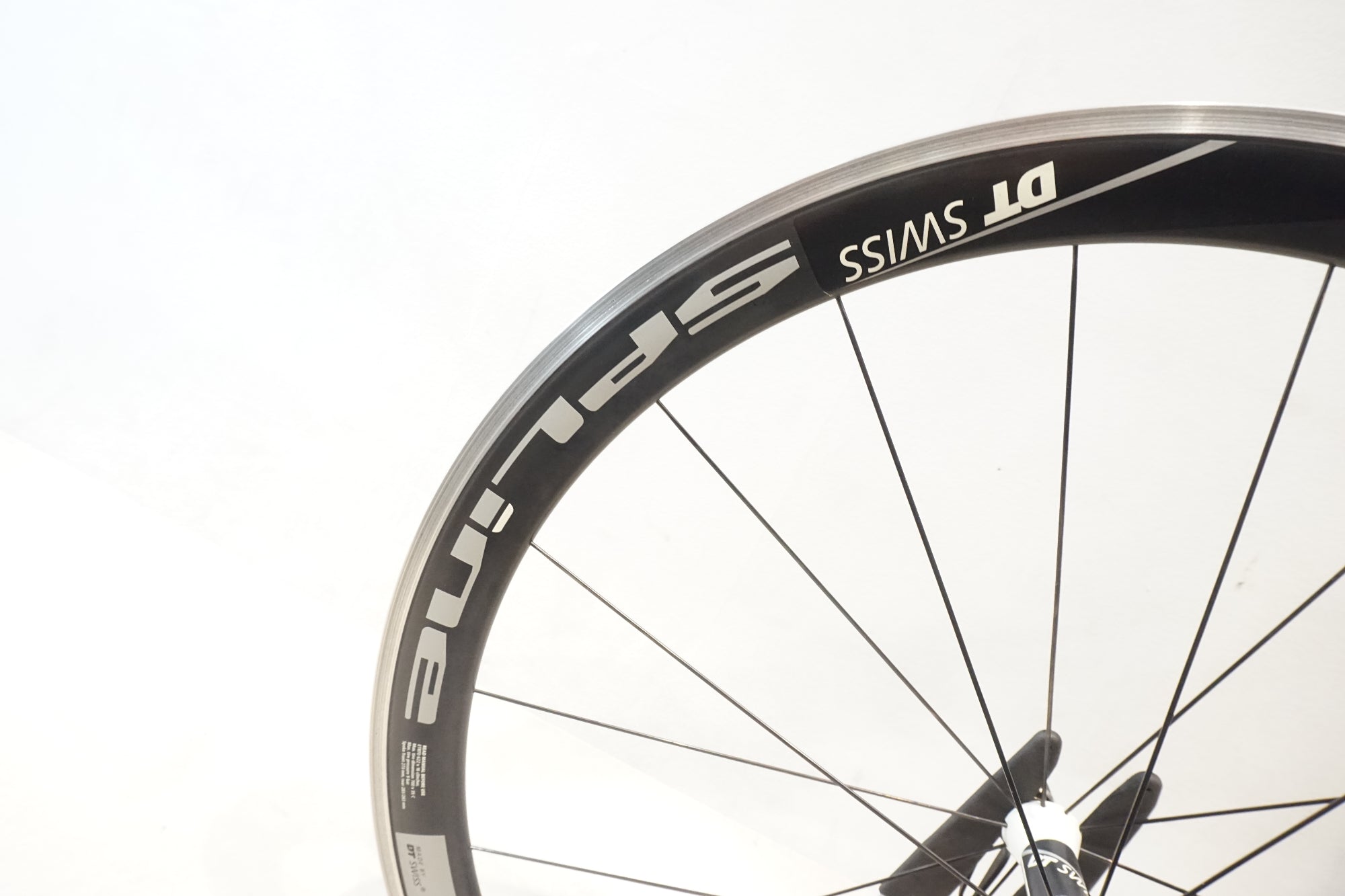 DT SWISS 「ディーティースイス」 SPLINE RC46H フロントホイール