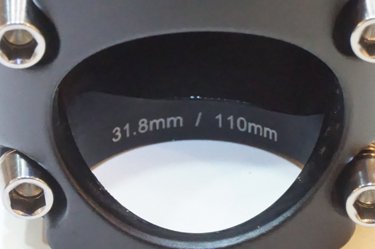 ONE BY ESU 「ワンバイエス」 スージー 110mm φ31.8 ステム / 浦和ベース