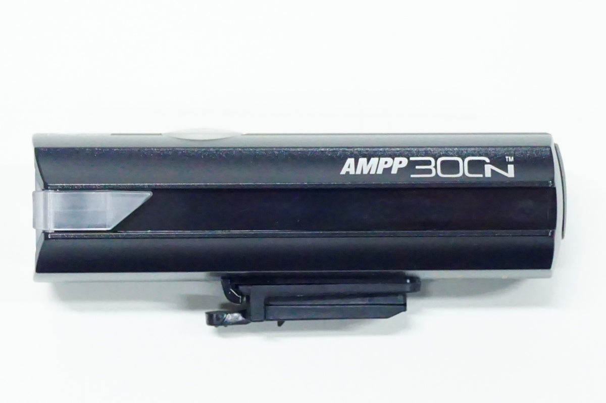 CATEYE 「キャットアイ」 AMPP300N フロントライト / 名古屋大須店