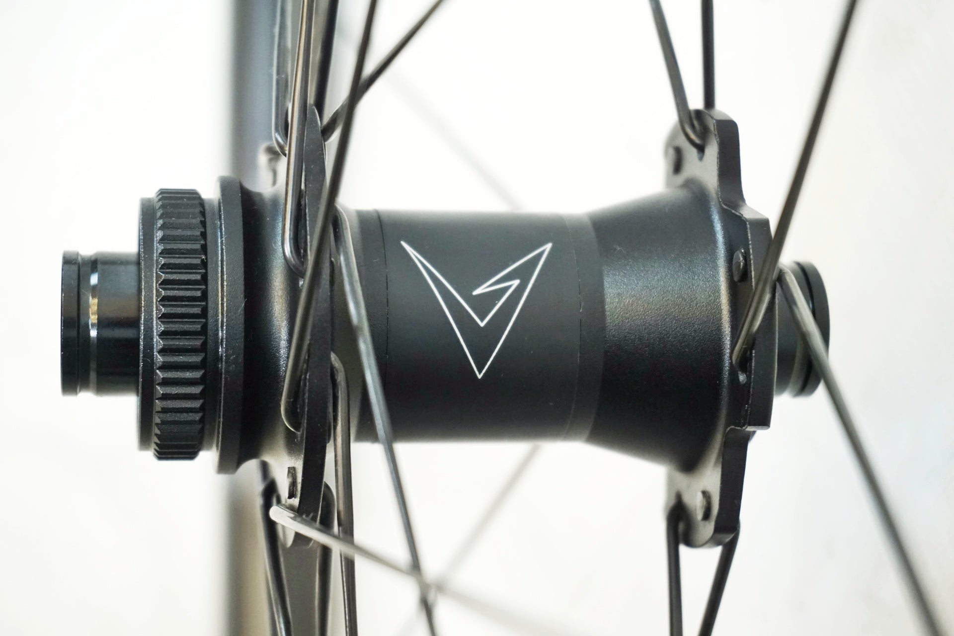VELOMANN 「ベロマン」 PALLADIUM 33 DISC シマノ12S ホイールセット