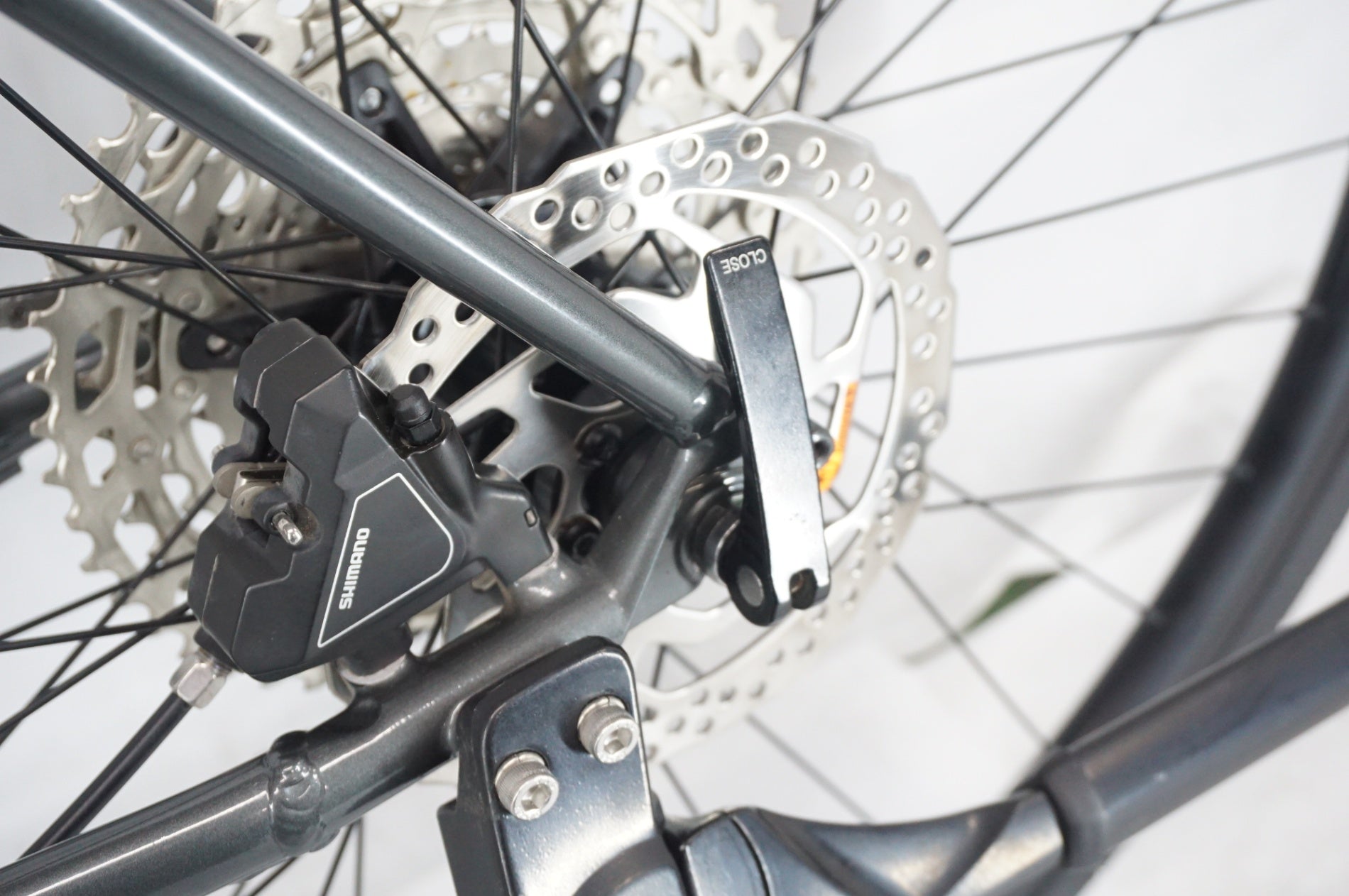 TREK 「トレック」 FX4 DISC 2021年モデル クロスバイク / 阪急塚口店