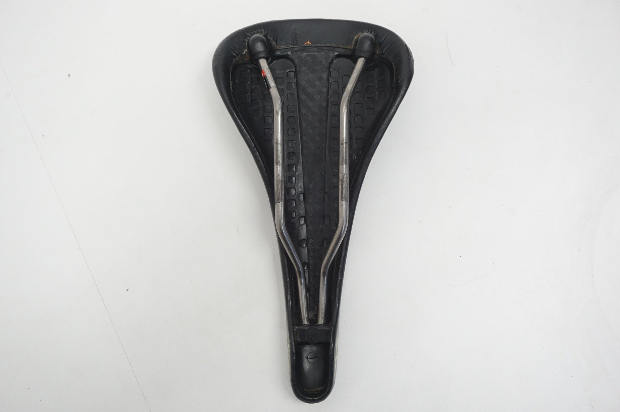 SELLE ITALIA 「セライタリア」 FLITE TITANIUM サドル / 福岡店