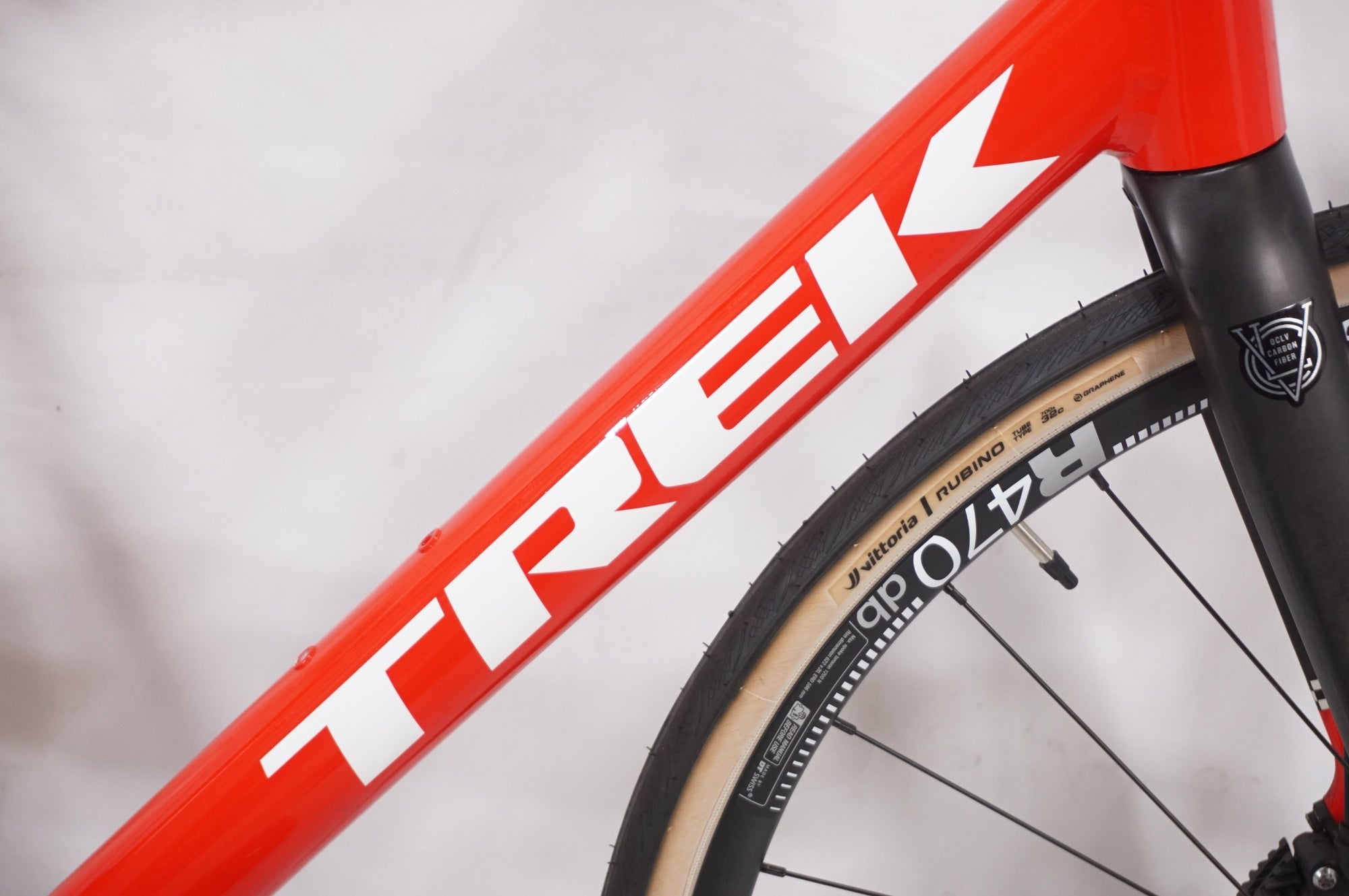 TREK 「トレック」 DOMANE AL 4 GEN 4 2025年モデル ロードバイク / AKIBA店