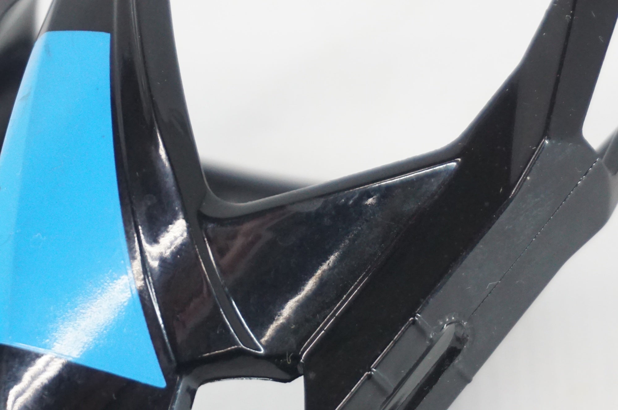 ELITE 「エリート」 CUSTOM RACE PLUS ボトルケージ / 阪急塚口店