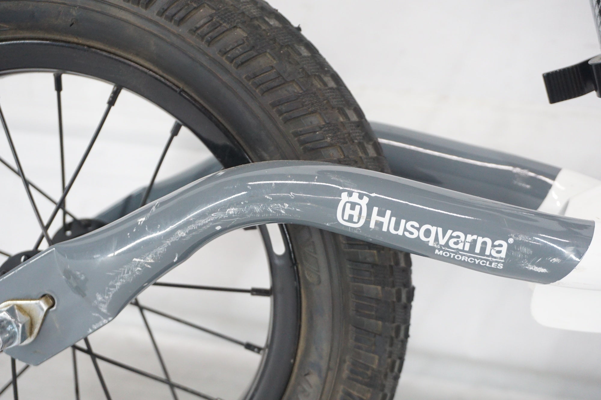 HUSQVARNA 「ハスクバーナ」 KIDS TRAINING BIKE 12インチ キッズ