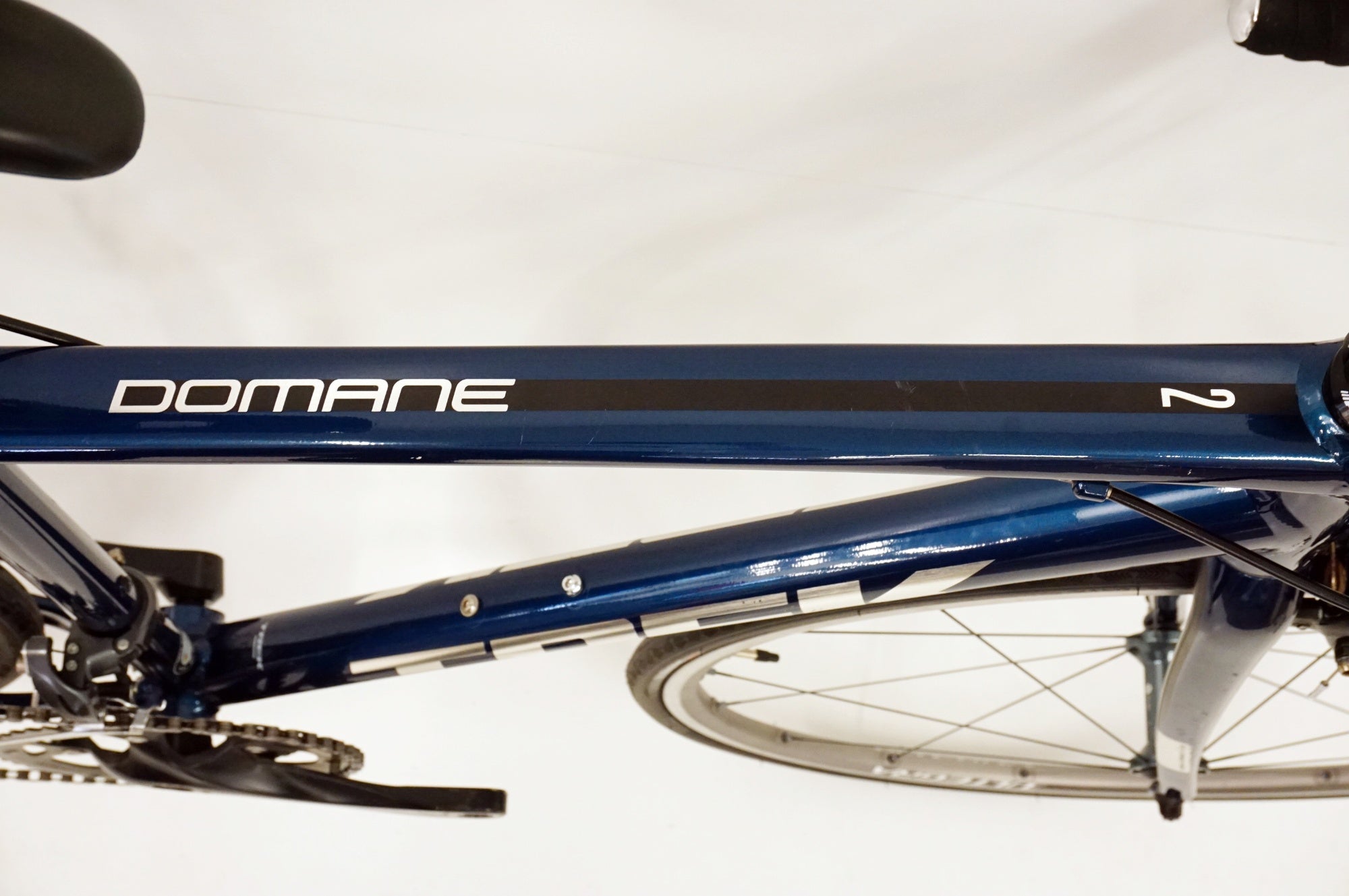 TREK 「トレック」 DOMANE AL 2 RIM 2021-2024年モデル ロードバイク