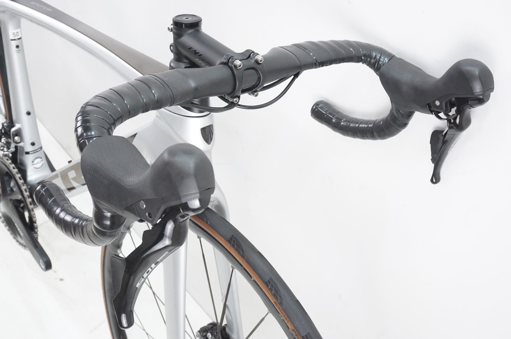 TREK 「トレック」 EMONDA SL5 DISC カスタム 2022年モデル ロードバイク / 大宮店