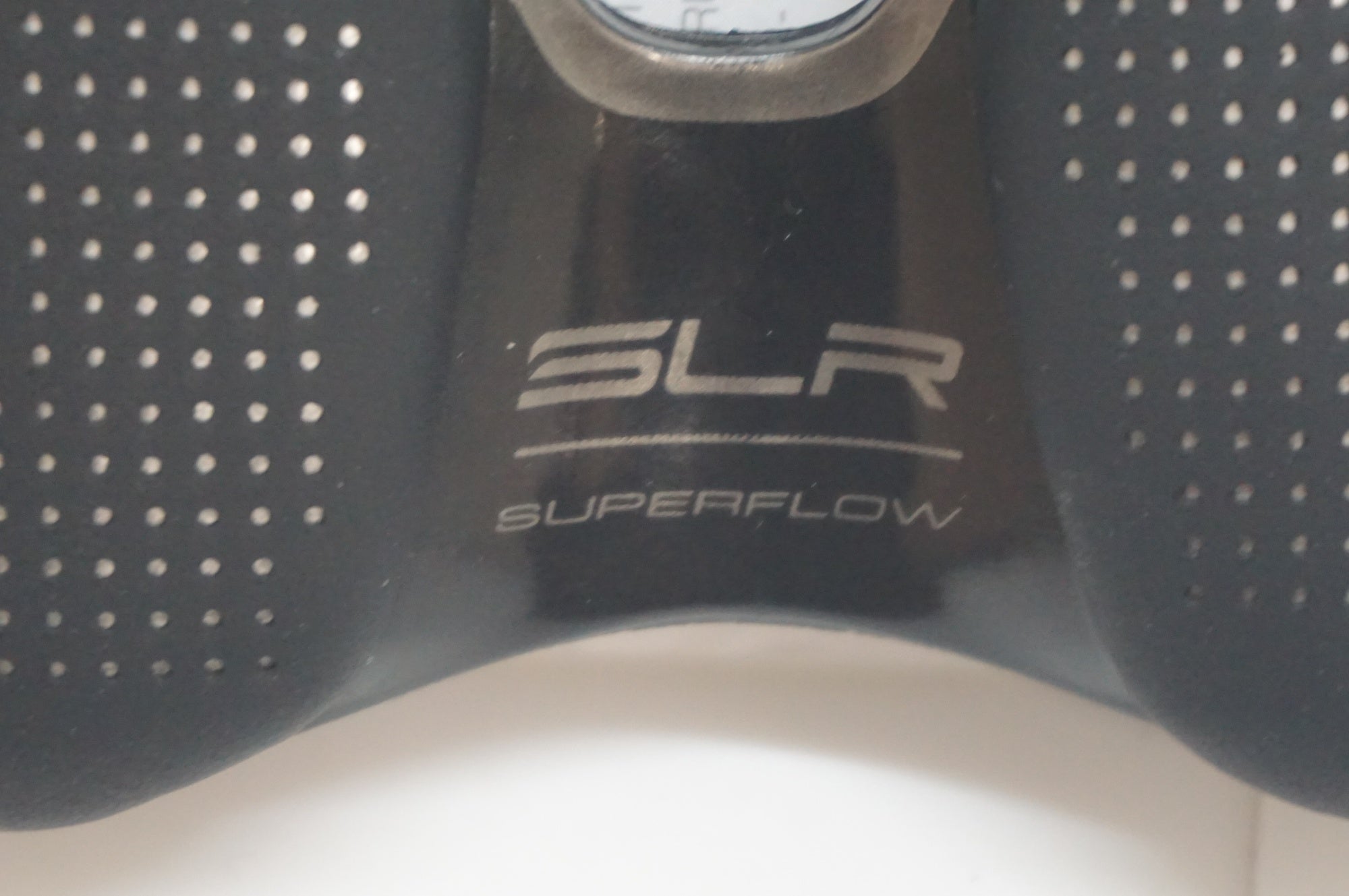 SELLE ITALIA 「セライタリア」 SLR BOOST TI316 SUPERFLOW サドル / 福岡店