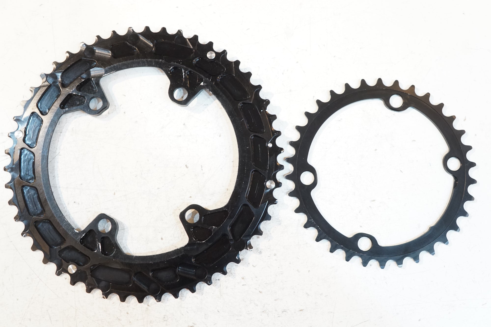 ROTOR 「ローター」 AERO ROUND RING 50-34T 110mm チェーンリング