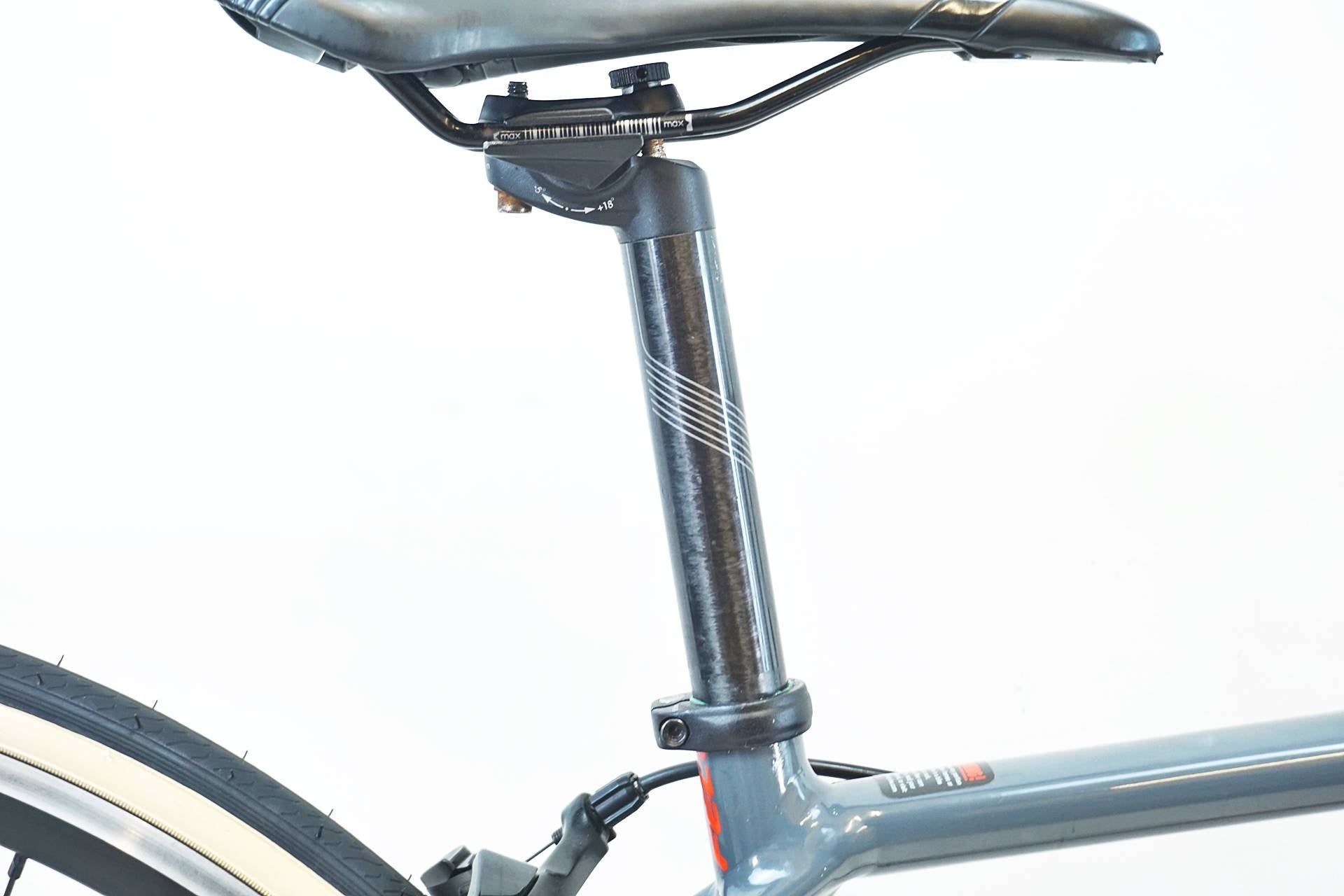 FELT 「フェルト」 FR30 2019年モデル ロードバイク / 有明ガーデン店