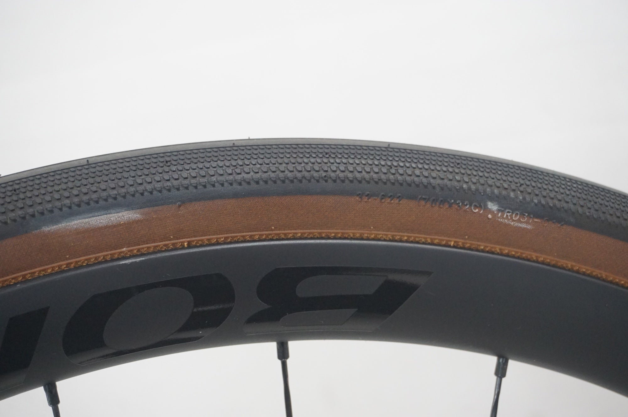 BONTRAGER 「ボントレガー」 AEOLUS PRO 3V TLR シマノ11速 BONTRAGER 「ボントレガー」 AEOLUS PRO 3V TLR シマノ11速