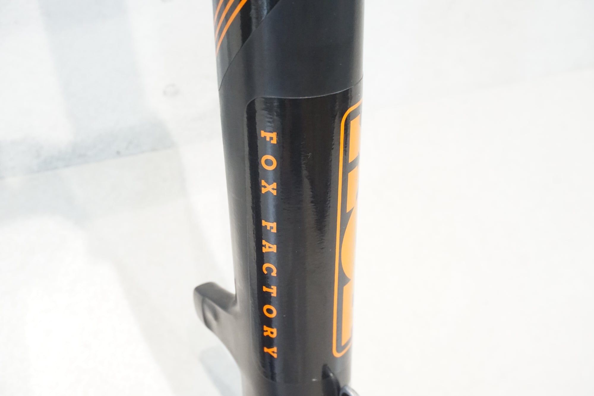 FOX 「フォックス」 34 FLOAT CTD 27.5インチ フロントサスペンション