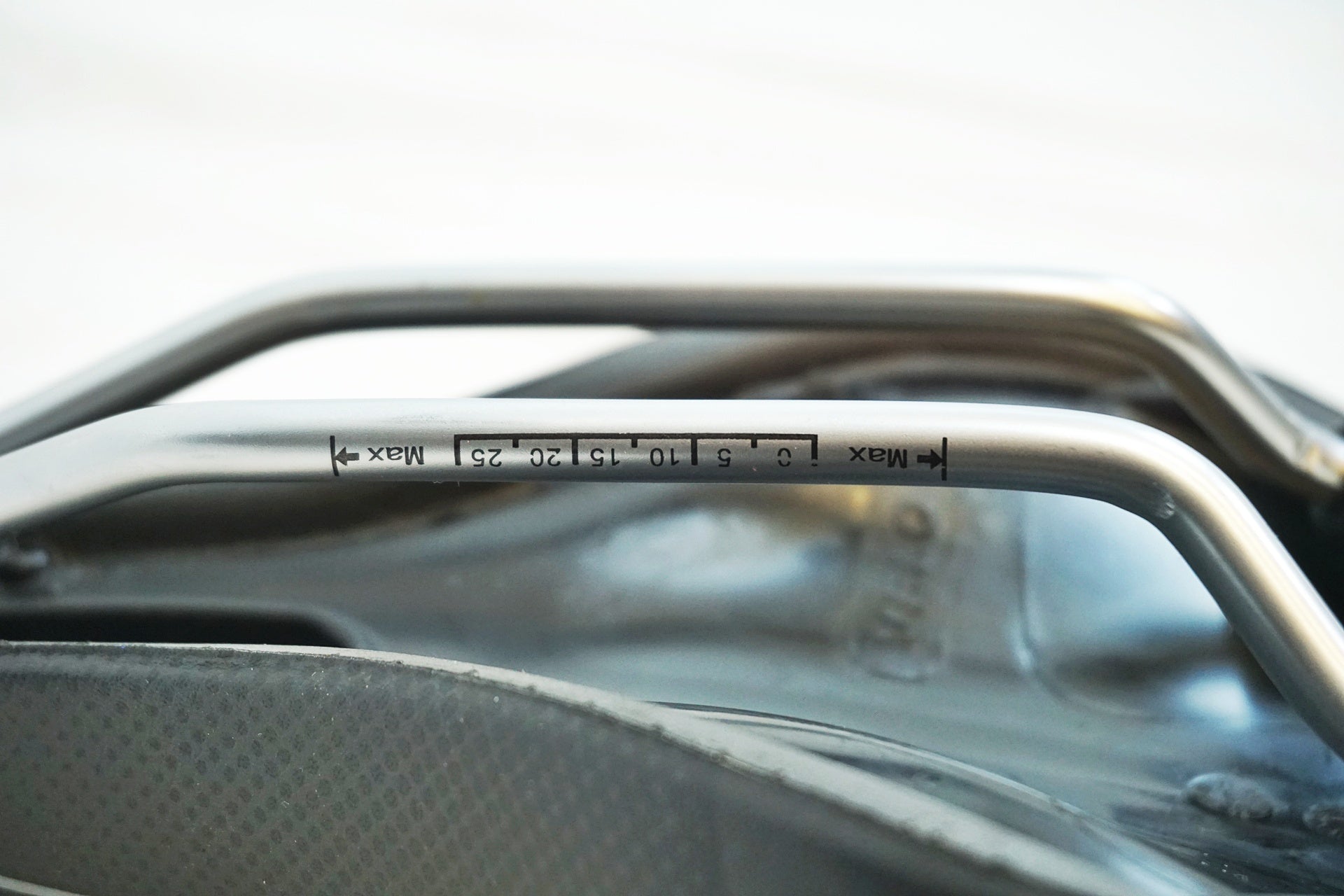 VELO 「ベロ」 VOAM GLIDE サドル / 有明ガーデン店