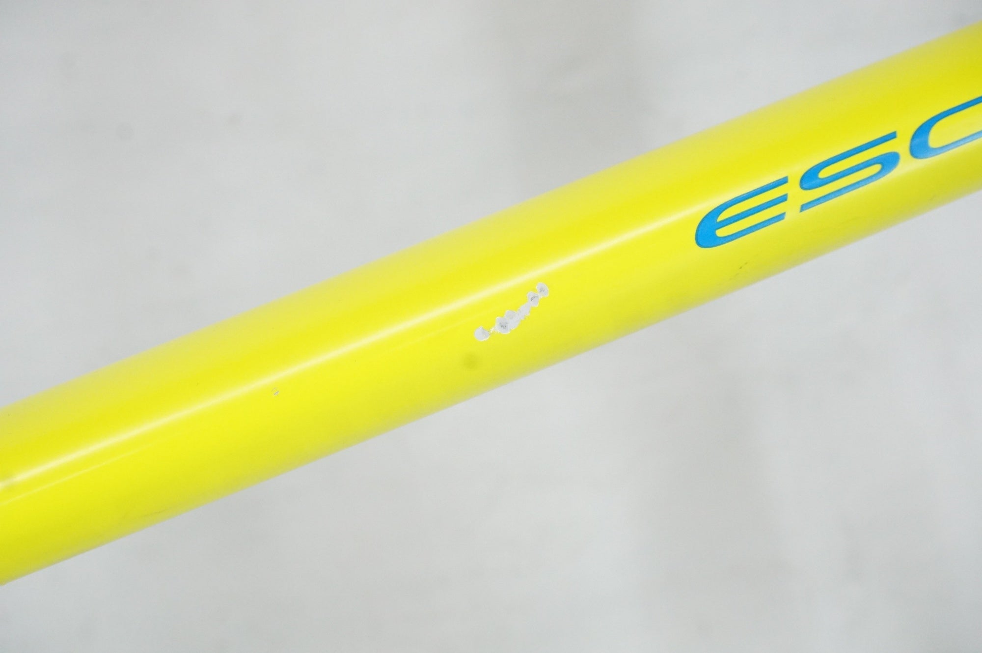 GIANT 「ジャイアント」 ESCAPE R3 2018年モデル クロスバイク / 阪急塚口店