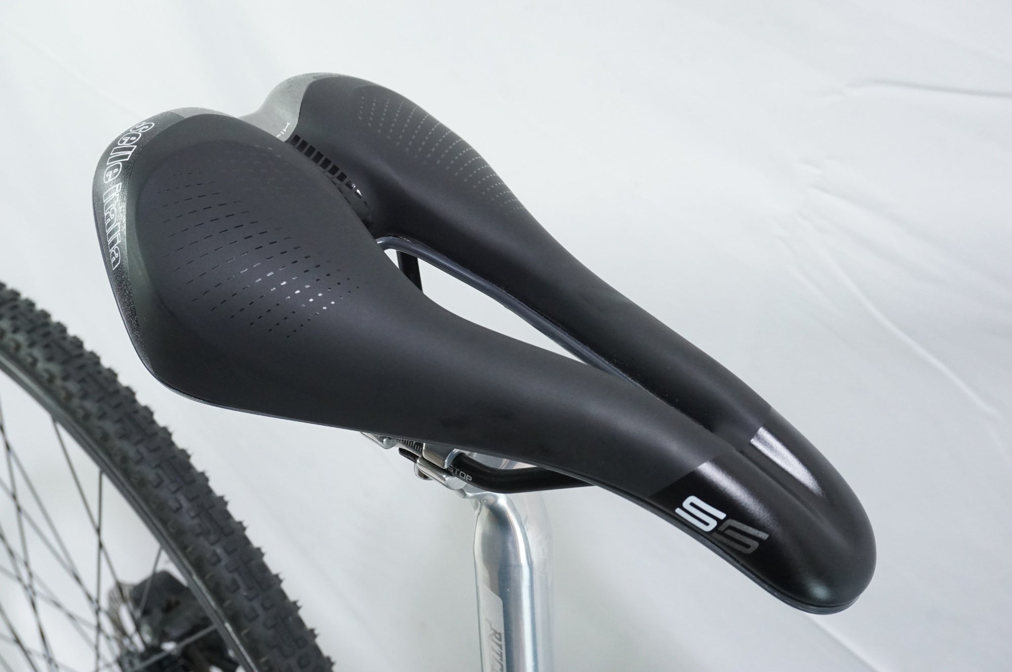 MARIN 「マリン」 URBAN2 29ER カスタム 2013年モデル クロスバイク / 中目黒店