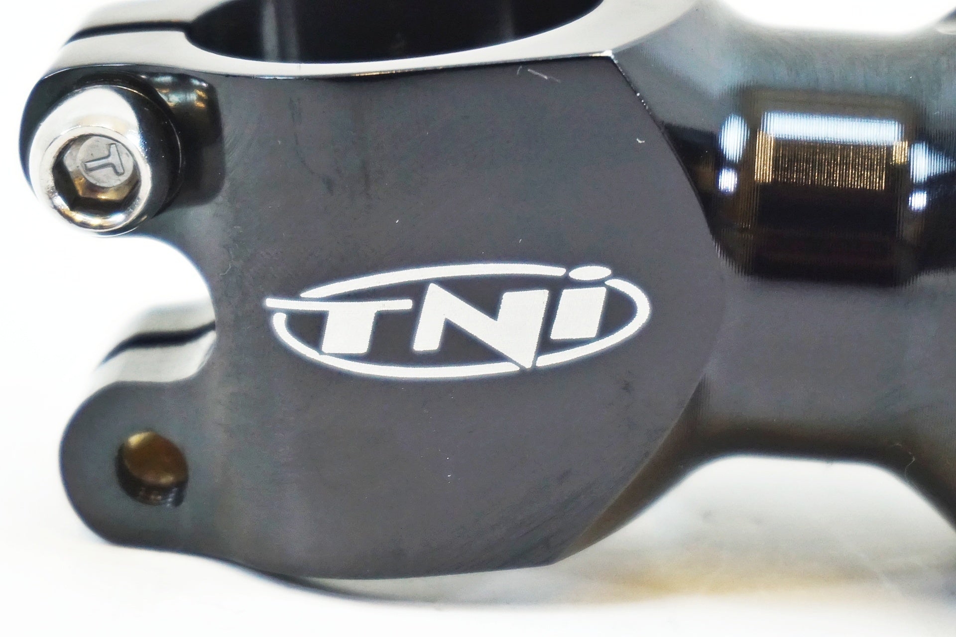 TNI 「ティーエヌアイ」 CNC 50mm Φ26.0 ステム / 有明ガーデン店